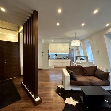 Погулянка вул., 14