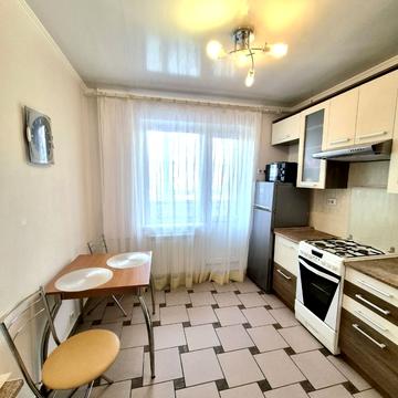 Оболонський просп., 28