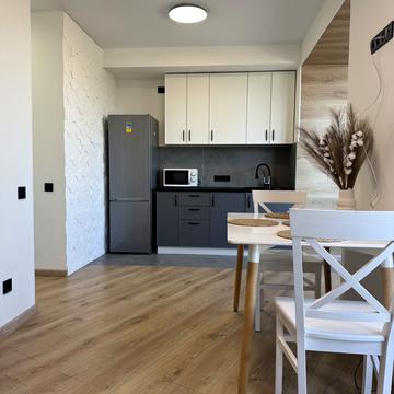 Лесі Українки бульв., 14