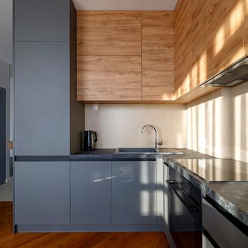 Варшавська вул., 201-А