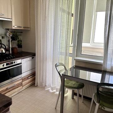 Героїв Дніпра вул., 47