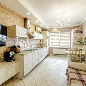 Єлизавети Чавдар вул., 34