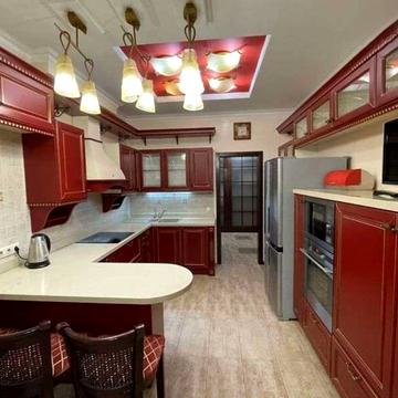 Володимира Івасюка просп. (Героїв Сталінграду), 6