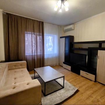 Хорива вул., 33