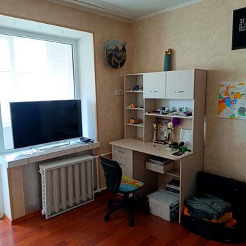 Академіка Глушкова просп., 24