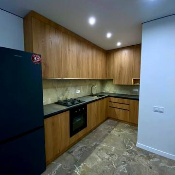 Карла Мікльоша вул., 20