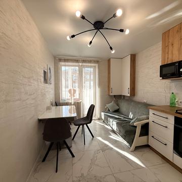 Монастирська вул., 11