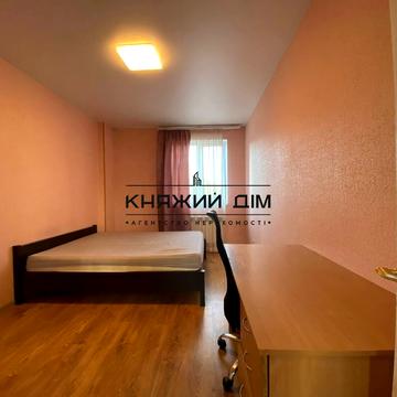 Академіка Тутковського вул., 58