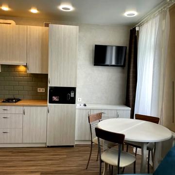 Боголюбова вул., 33