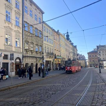 Ринок пл., 13