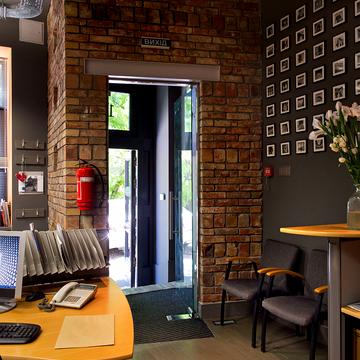 Івана Франка вул., 4