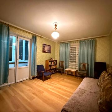 Прибузька вул., 24