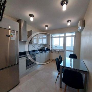 Володимира Івасюка просп. (Героїв Сталінграду), 53-Б