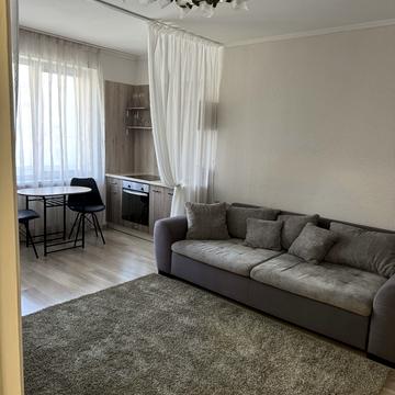 Василя Тютюнника вул. (Анрі Барбюса), 5-Б