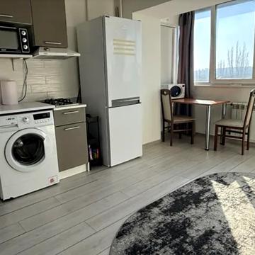 Русанівська набережна вул., 20