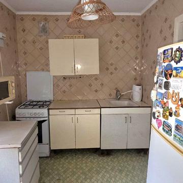 Євгена Чикаленка вул., 68а