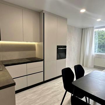 Столичне шосе, 5