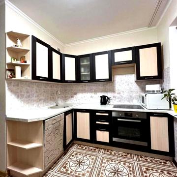 Печенізька вул., 8