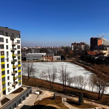 Приозерна вул., (Будинок 23)