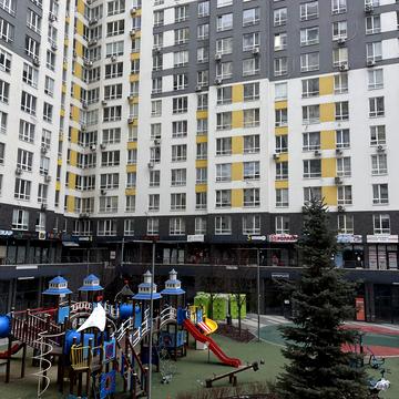 Університетська вул., 1г