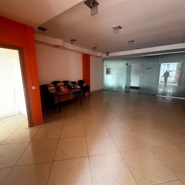 Вячеслава Чорновола просп. (), 67г