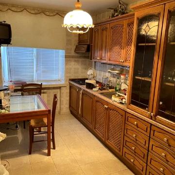 Новопирогівська вул., 29