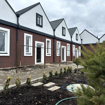 Житомирська вул. (Ватутіна)