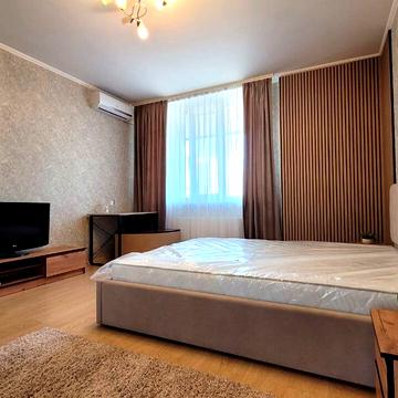 Завальна вул., 10-В