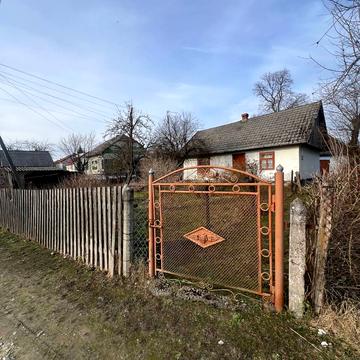 Хмельницького, 62