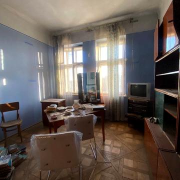 Миколи Лисенка вул., 11а