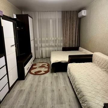 Григорія Ващенка вул., 5