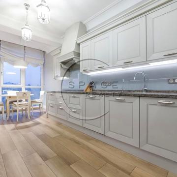 Андрія Верхогляда вул. (Михайла Драгомирова), 9