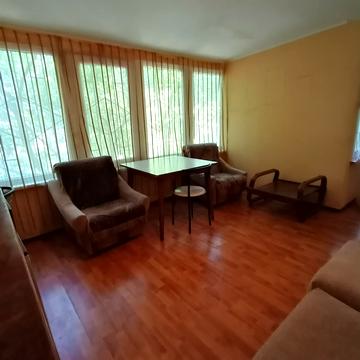 Академіка Корольова вул., 51/1