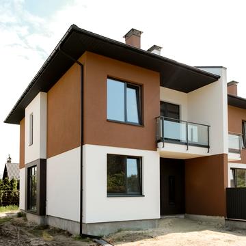 Бірківська вул., 8