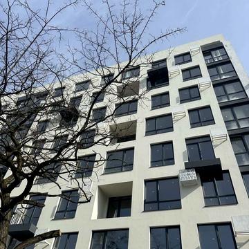 Навроцького, 31а