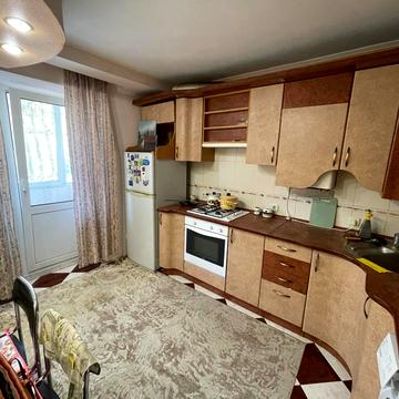 Степана Бандери вул., 9