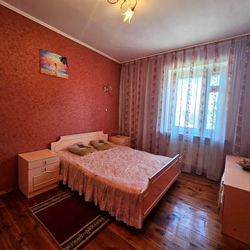 Юрія Вороного вул., 20