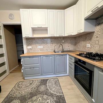 Князя Романа Мстиславича вул. (Генерала Жмаченка), 4