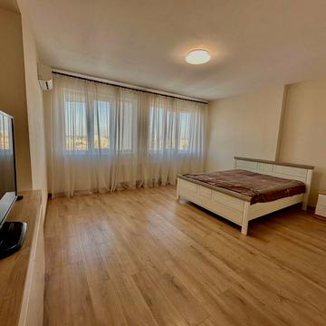 Юрія Пасхаліна вул. (Ілліча), 17