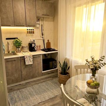 Райдужна вул., 13-В