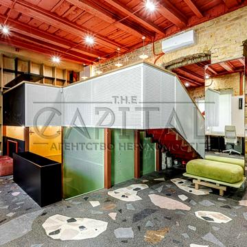 Богдана Хмельницького вул., 9