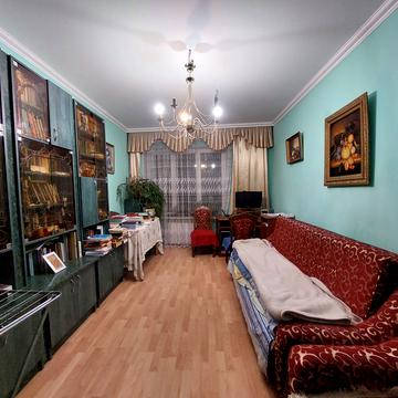 Михайла Грушевського вул., 5