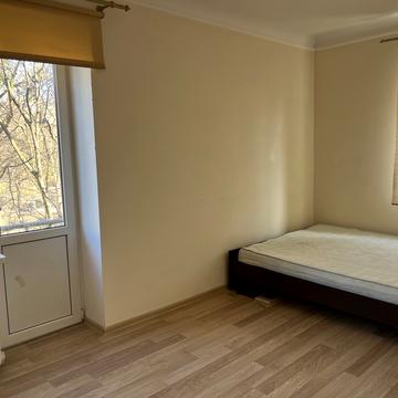 Тютюнників вул. (), 49