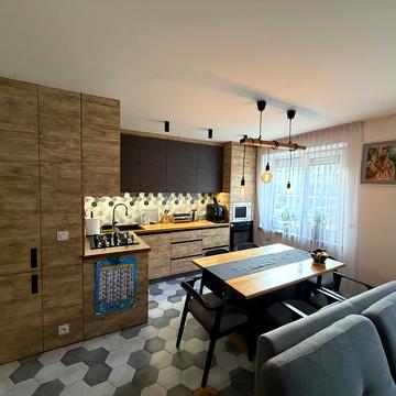 Протасевича вул., 4