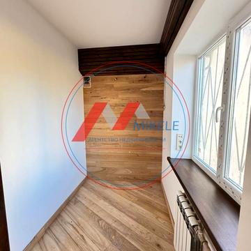 Богатирська вул., 10