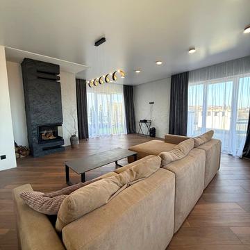 Жовківська вул., 2