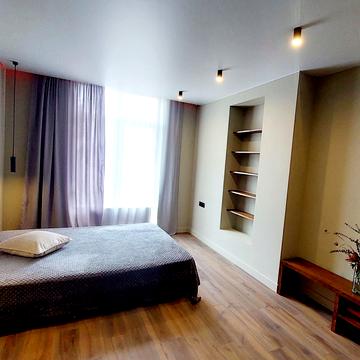 Микільсько-Слобідська вул., 8