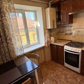 Князів Острозьких вул. (Московська), 24