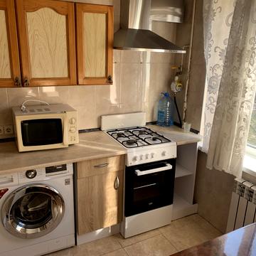 Йорданська вул. (Лайоша Гавро), 2-А