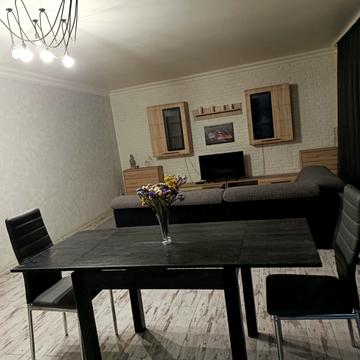 Саксаганського вул., 70/16